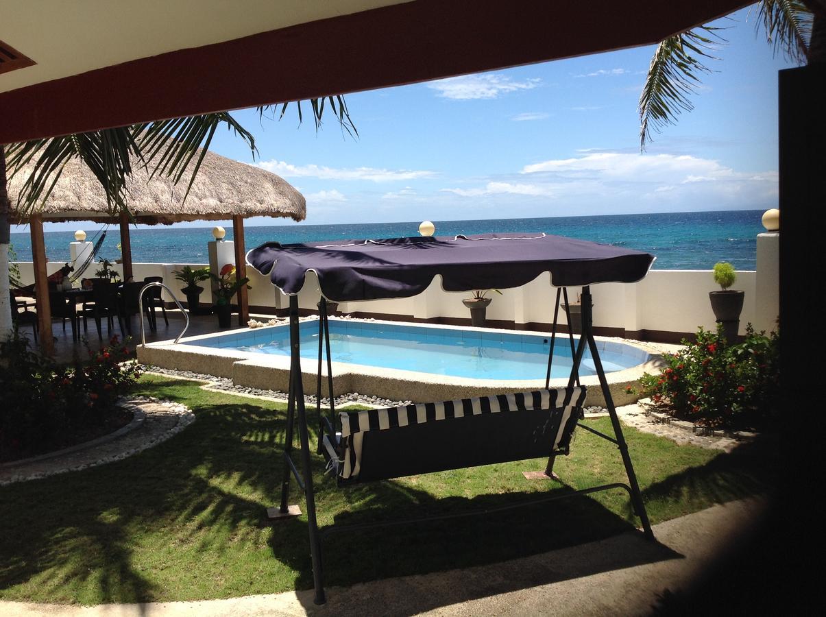 Bamboo Beachhouse Dormitory Garcia Hernandez Екстер'єр фото
