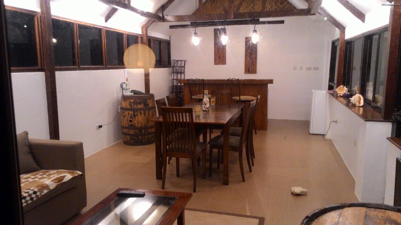 Bamboo Beachhouse Dormitory Garcia Hernandez Екстер'єр фото